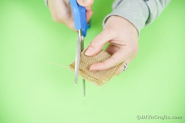 Cutting burlap