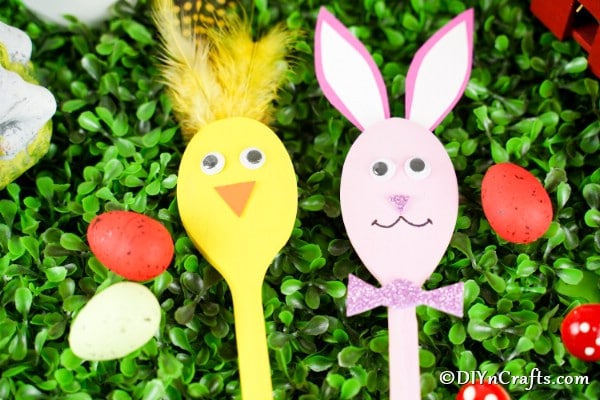 Wooden spoon bunny and chicken