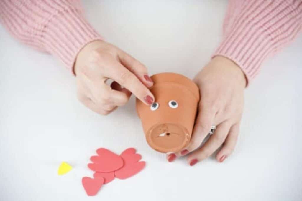 Cute DIY Flower Pot Chicken Craft With Video - DIY & Crafts