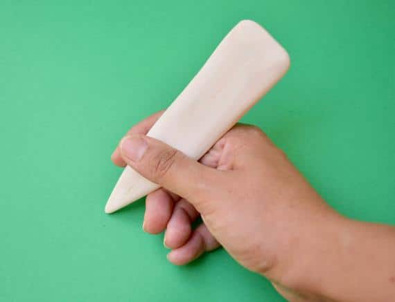Tool for folding paper - Bonefolder for bookbinding