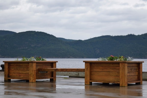 Square wood planters bench