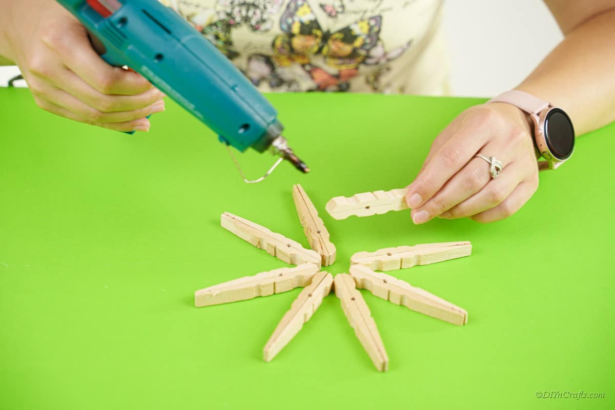 hot glue gun wooden clothespins together 