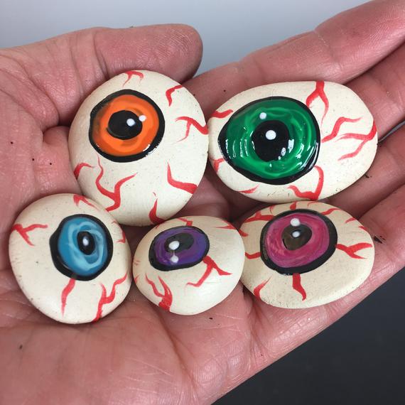 Set of Five Halloween Decorative EyeballsSpooky EyesFall | Etsy