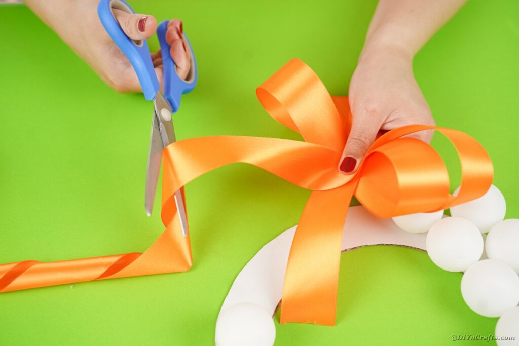 Cutting ribbon
