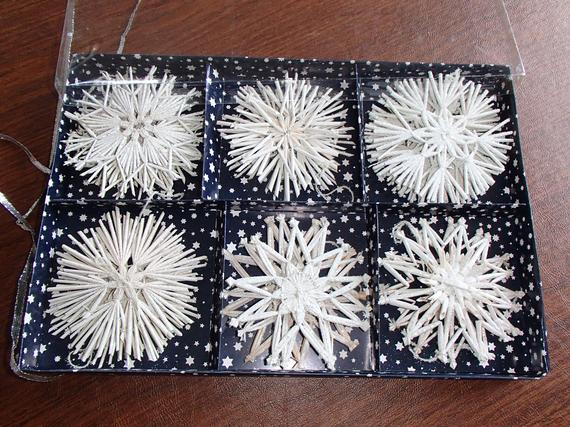 Scandinavian Straw Star & Snowflake Ornaments Box of 18 | Etsy
