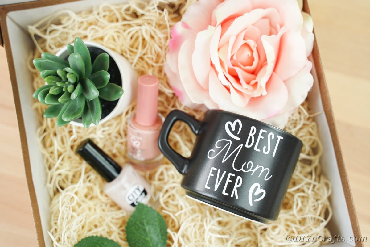 Best mom ever mug in box with nail polish and pink rose