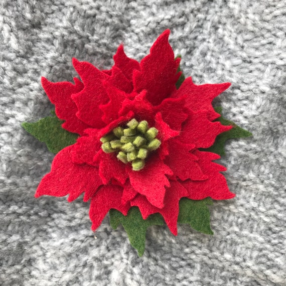 Red Felt Poinsettia Brooch/ Christmas Flower/ Holiday Brooch/ | Etsy