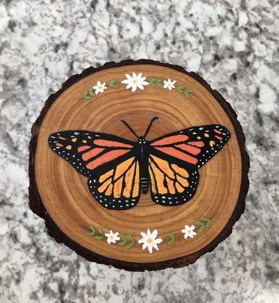 Wood Slice Art. Monarch Butterfly. Personalized. Memorial. | Etsy