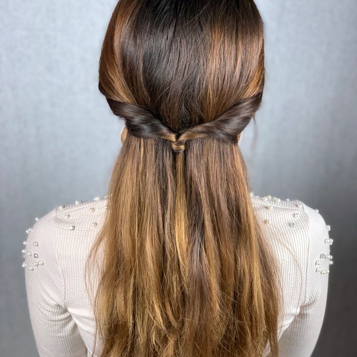 6 Gorgeous Hairstyles Fit For The Prom Queen