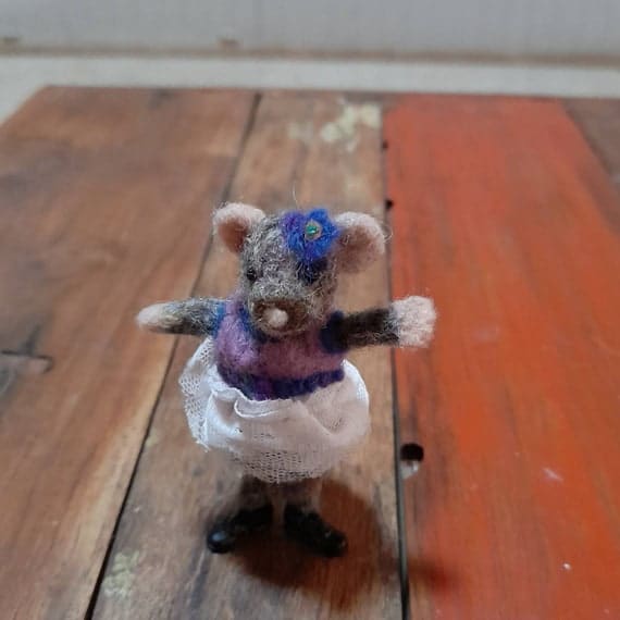 Needle Felted Tiny Mouse in Black Boots Hand Made - Etsy