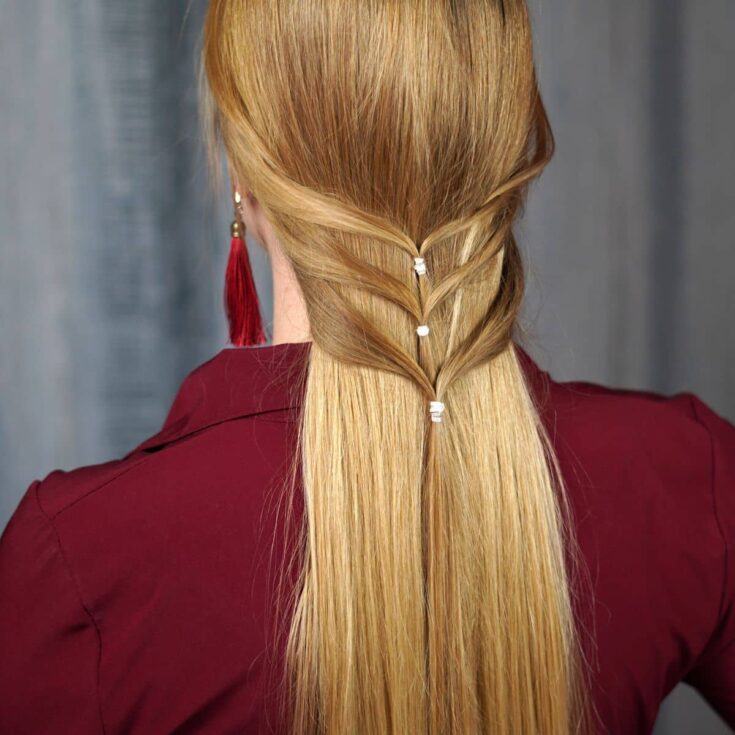 back to school hairstyle on long blonde hair