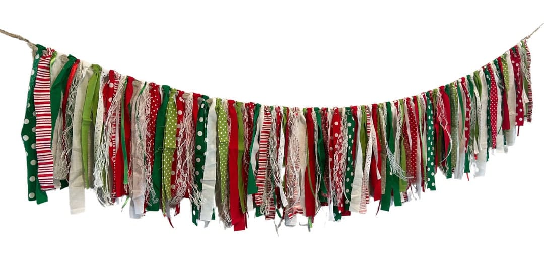 Christmas Rag Garland Farmhouse Red Green White Lace Wall - Etsy