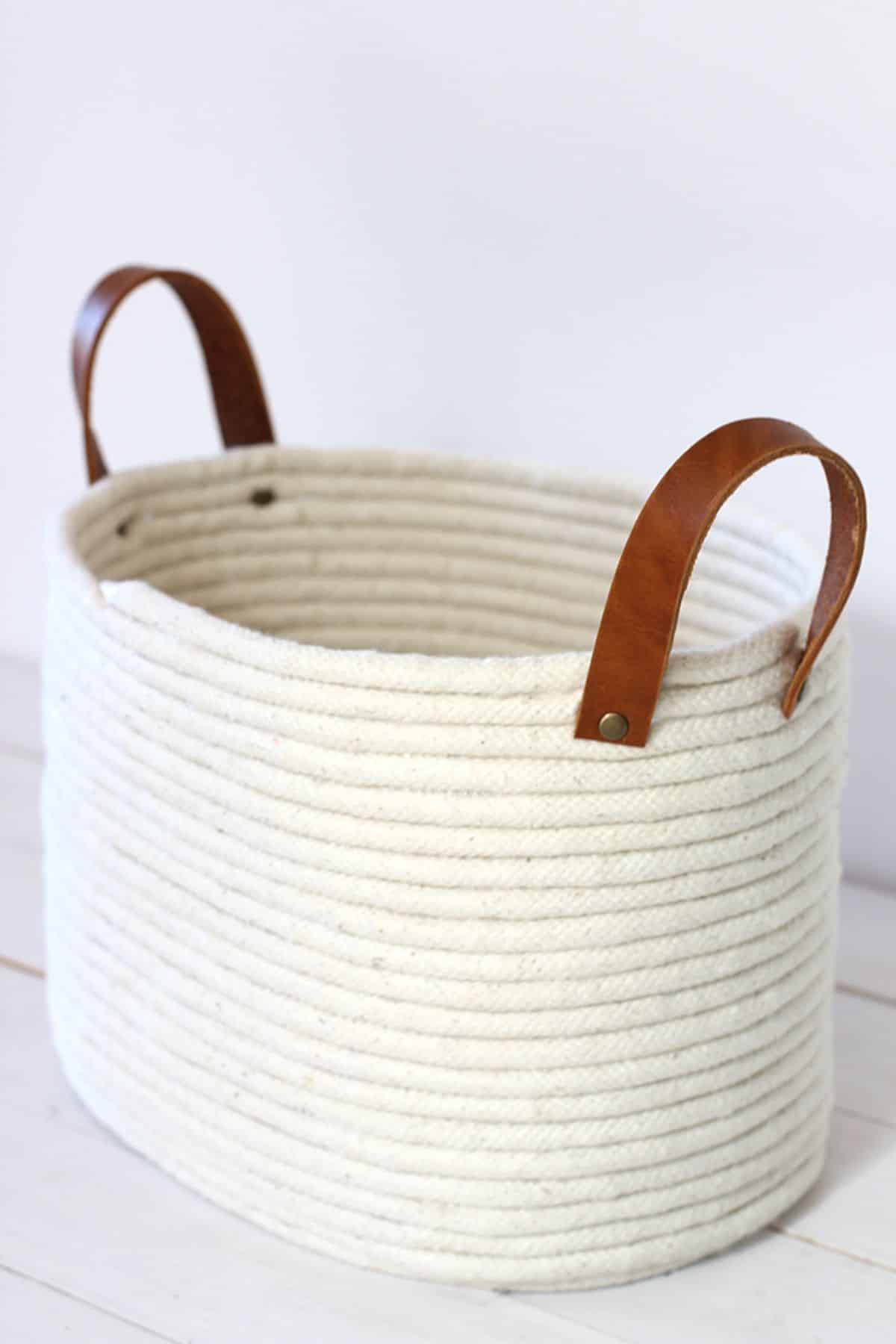 DIY No-Sew Rope Coil Basket