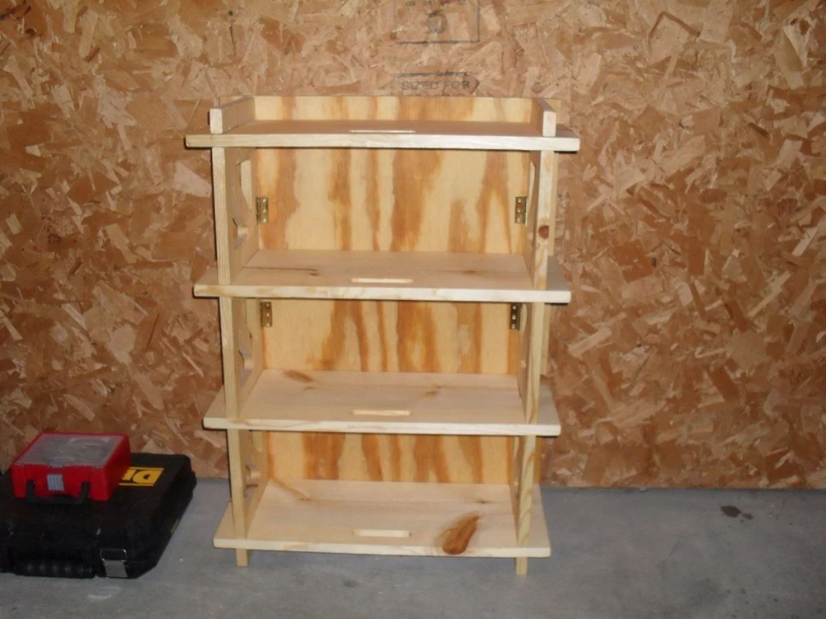 DIY Collapsible Folding Shelves