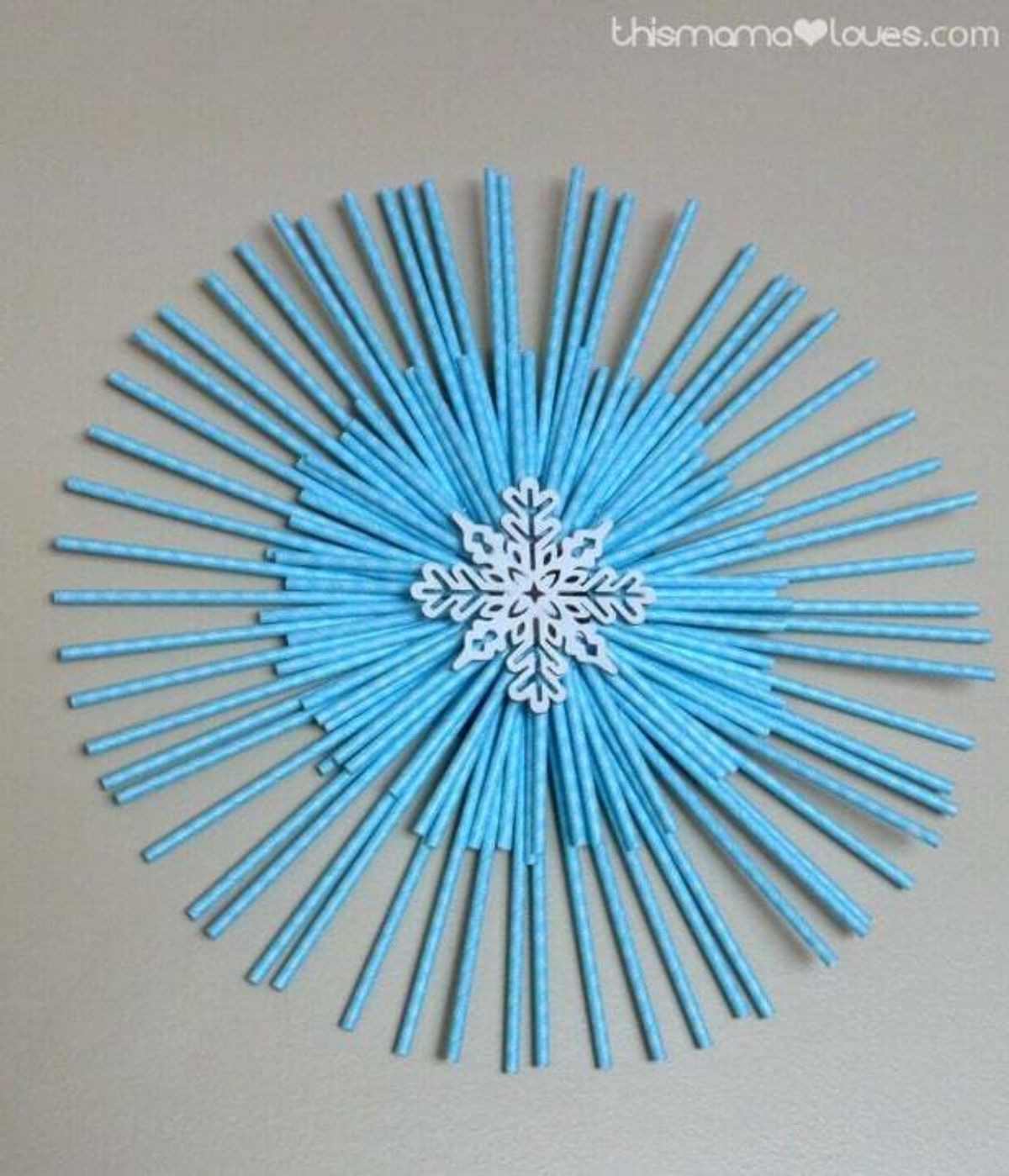 Fun Snowflake Reef Using Paper Straws