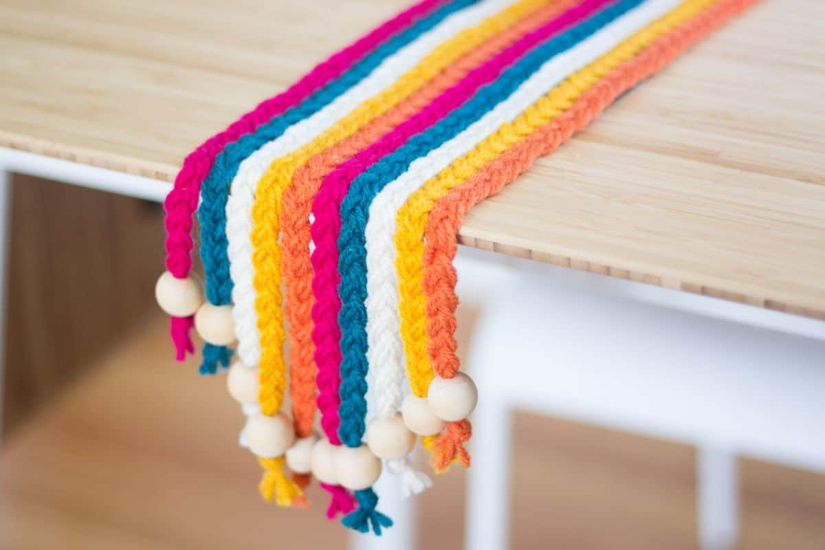 DIY Braided Yarn Table Runner