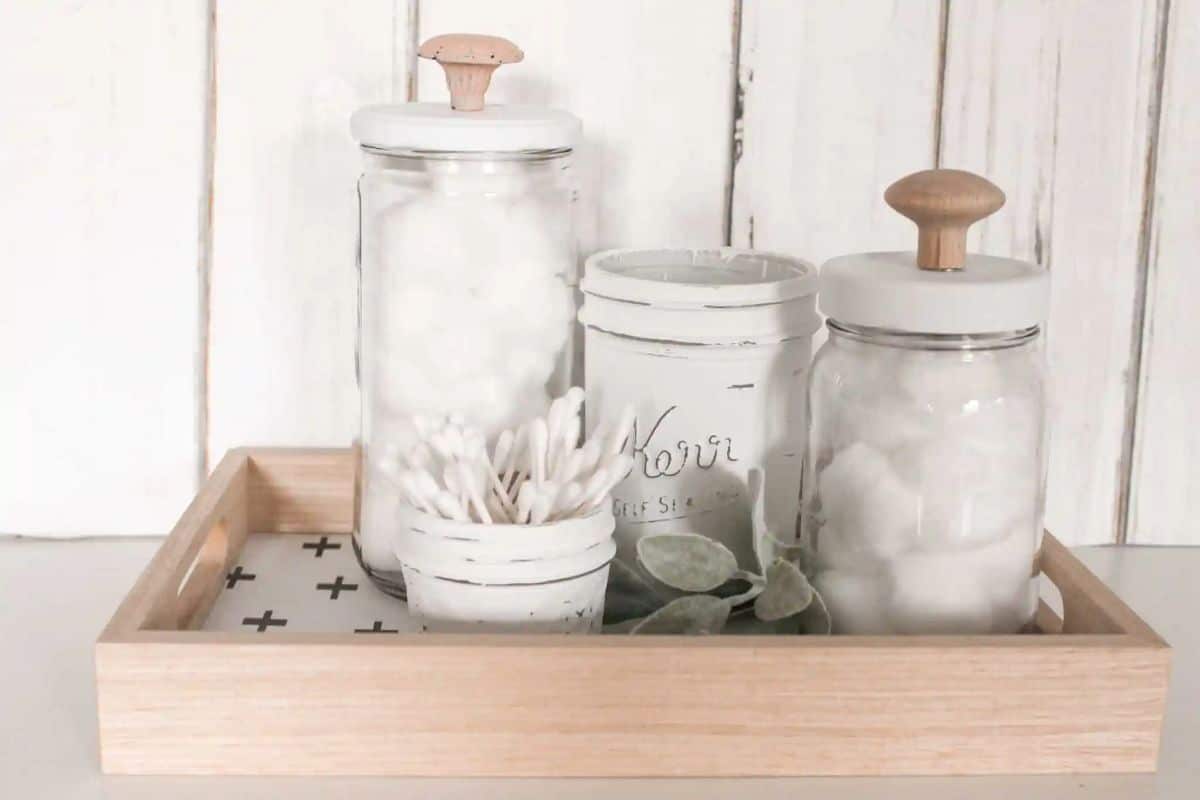 Easy DIY: Upcycled Glass Jars for Bathroom Storage