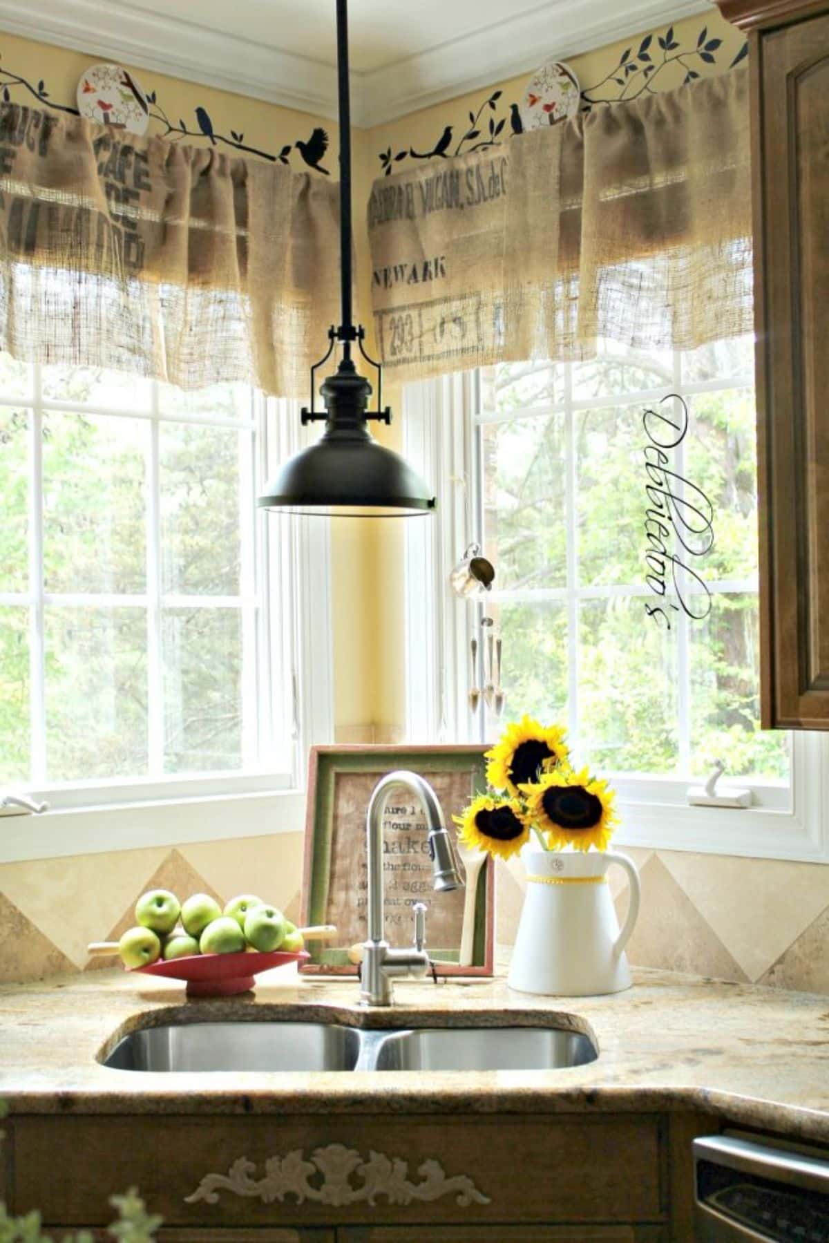DIY No Sew Burlap Kitchen Valances...Made From Coffee Bags!
