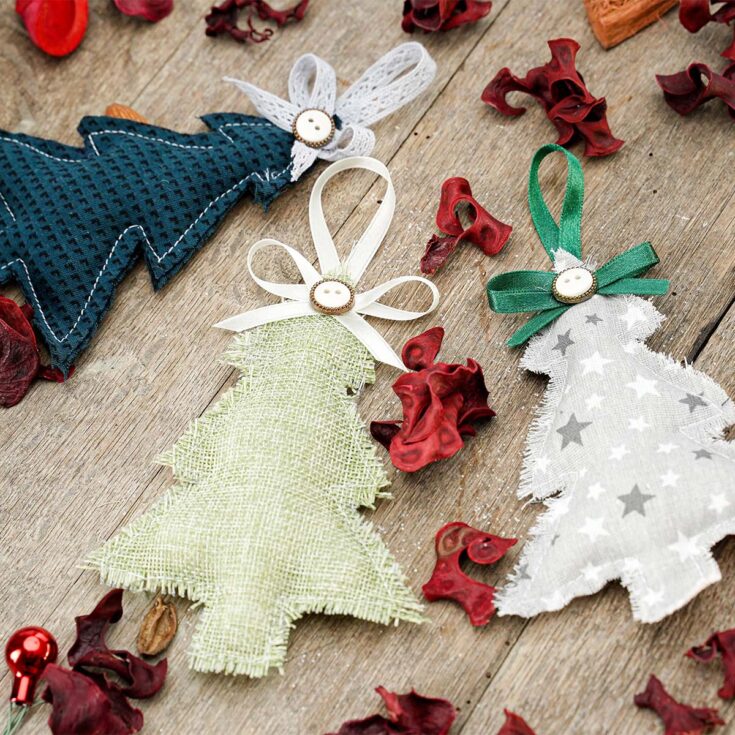DIY Fabric Christmas Tree Ornaments