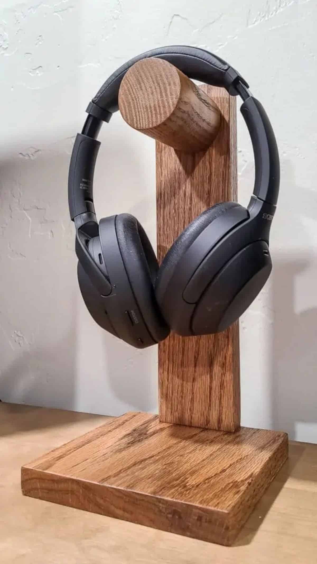 DIY Headphone Stand