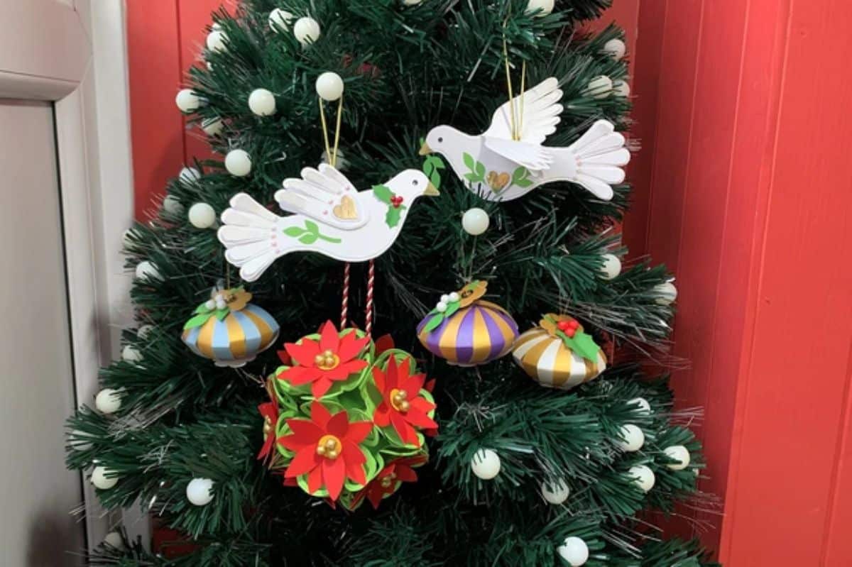 DIY Dove Paper Christmas Decoration