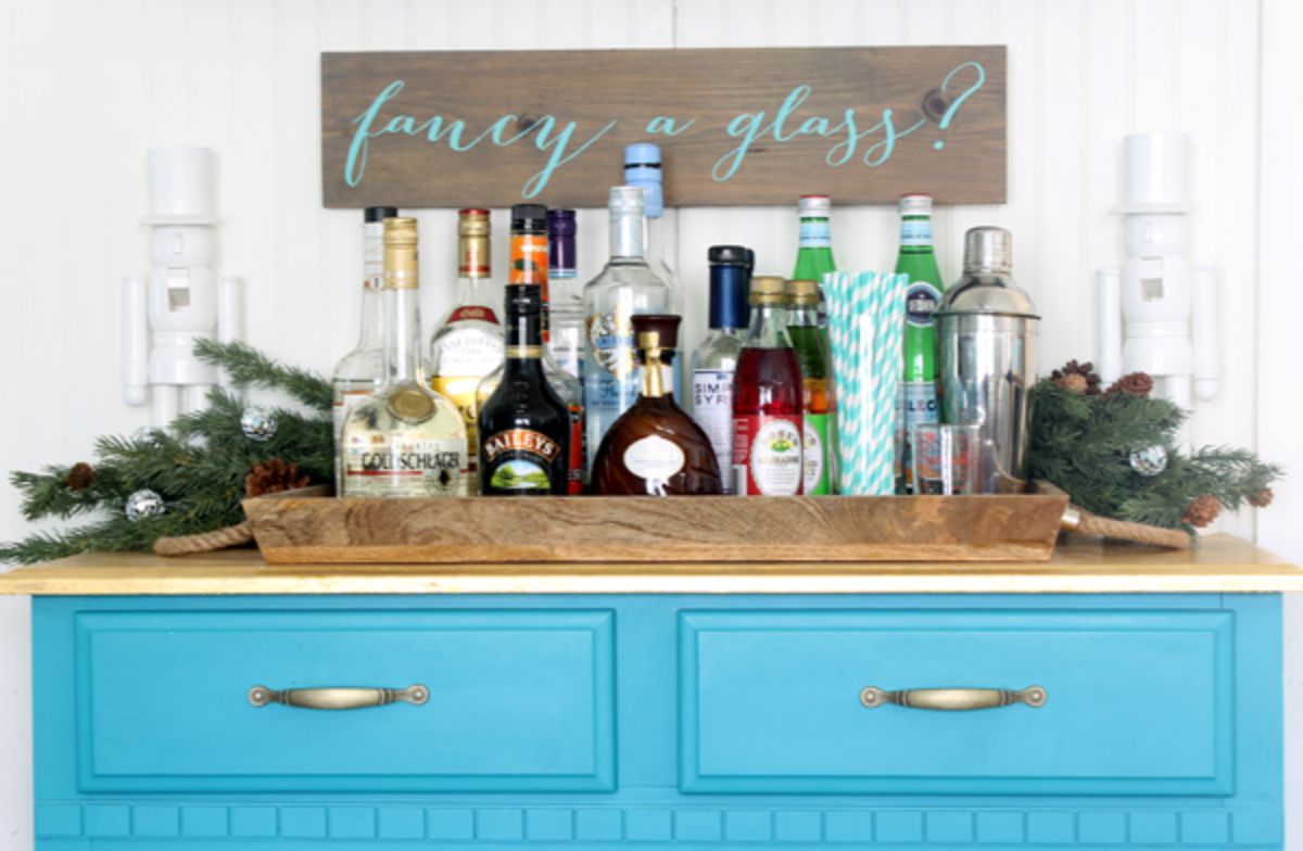 Easy DIY Bar Sign