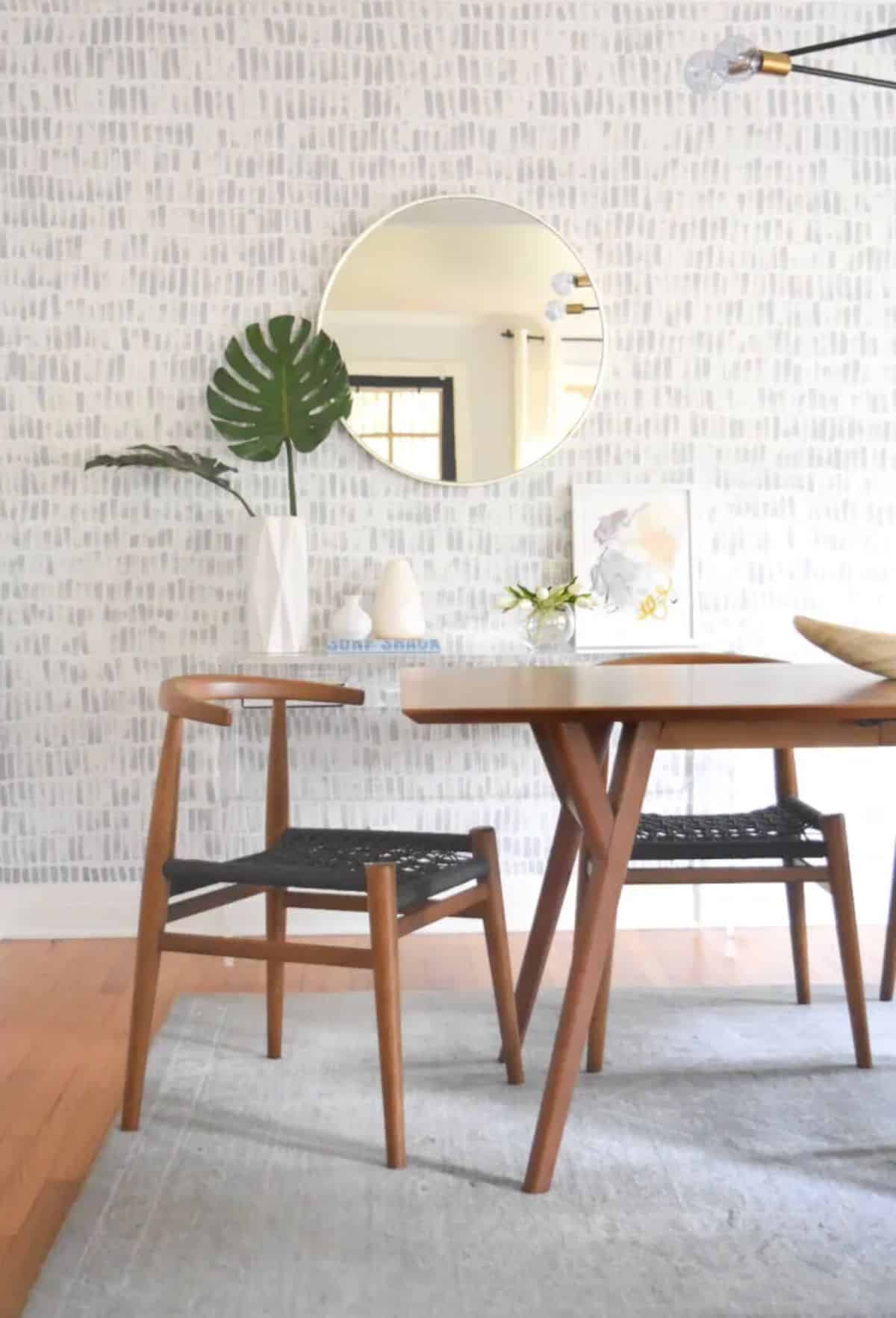 DIY Hand-Painted Faux Wallpaper