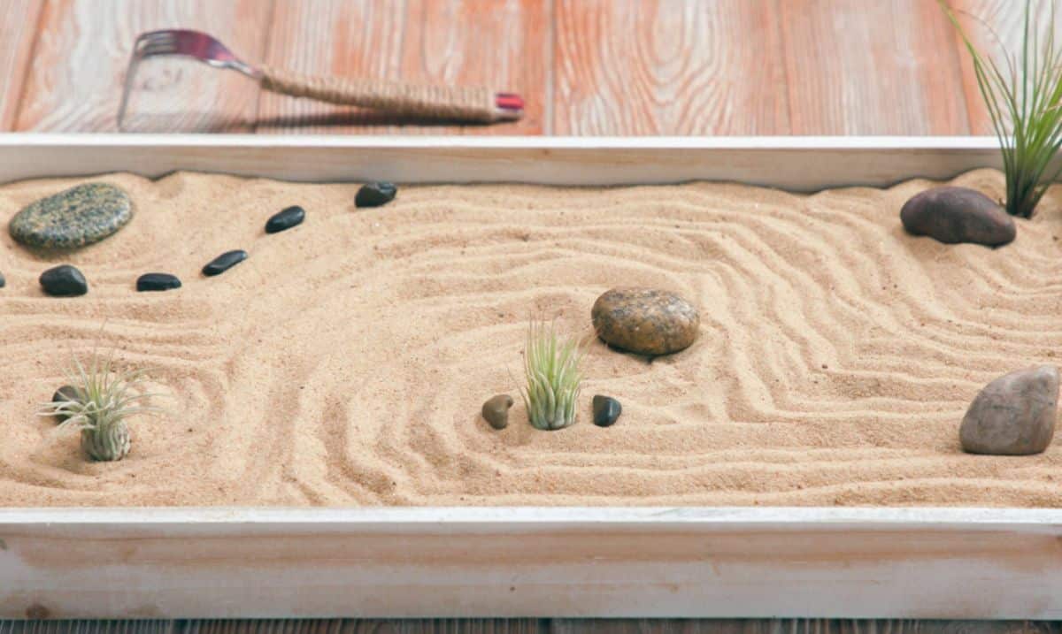 Find Your Chill With a DIY Zen Garden