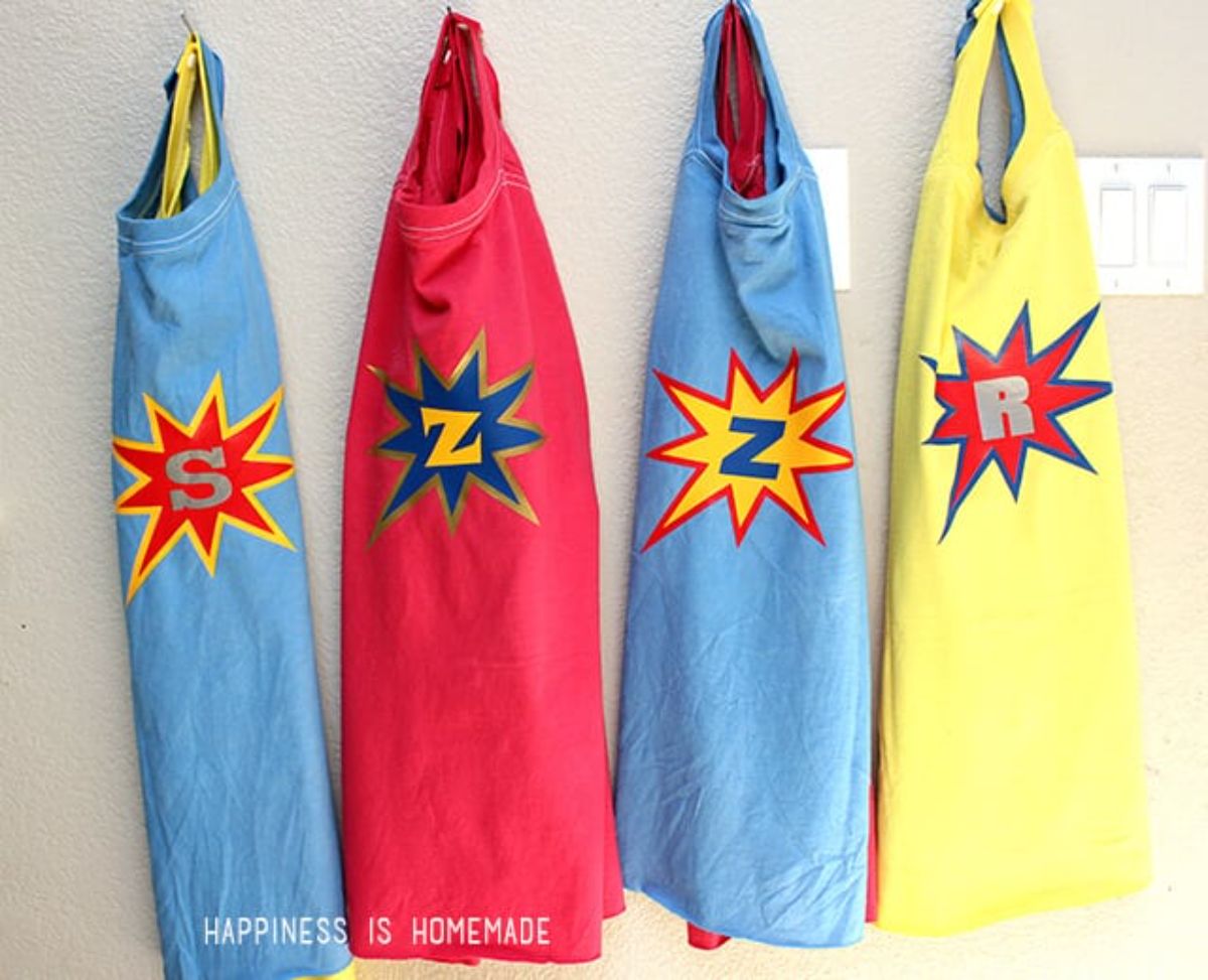 DIY Personalized Superhero Cape From a T-Shirt