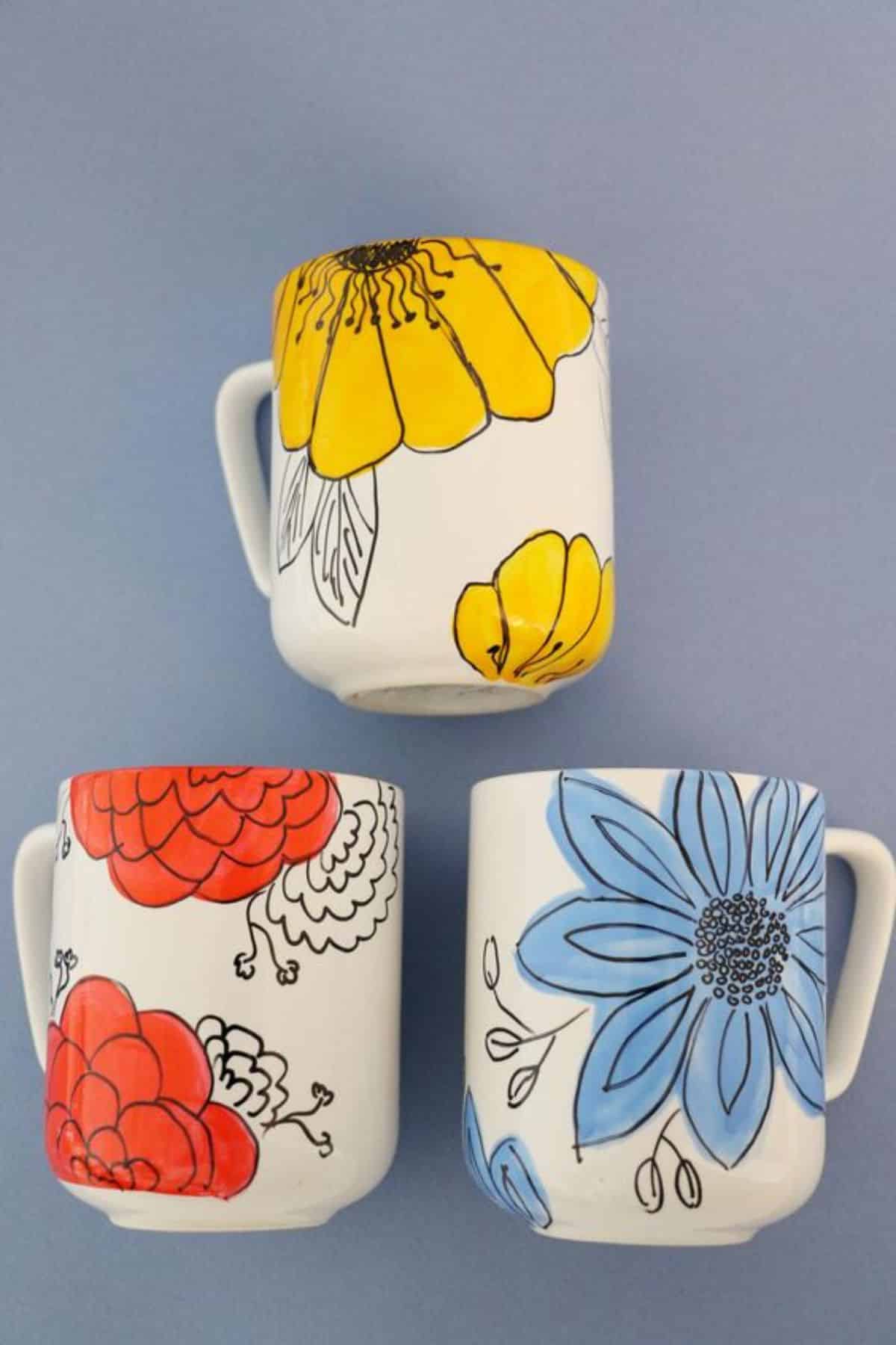 DIY Coffee Mugs With Hand-Drawn Flowers