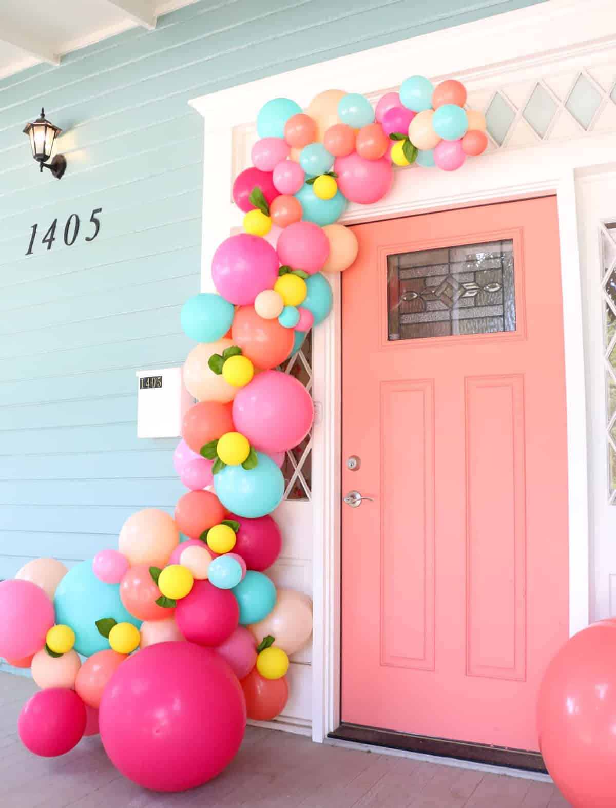 balloon garland for front door