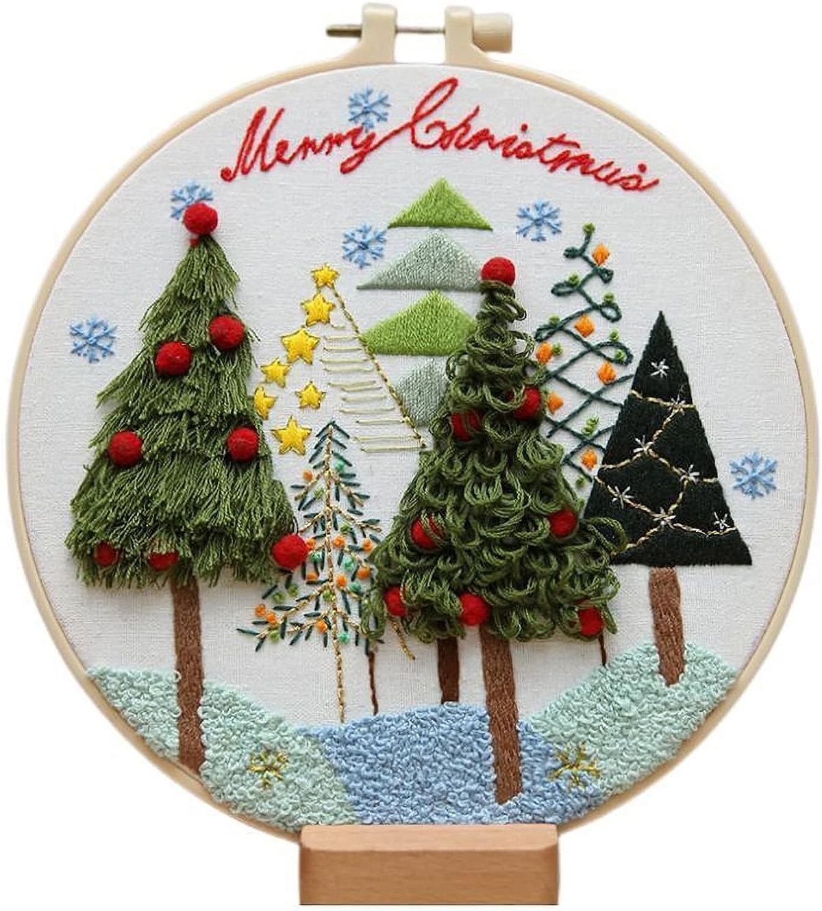 embroidery pattern of Christmas trees