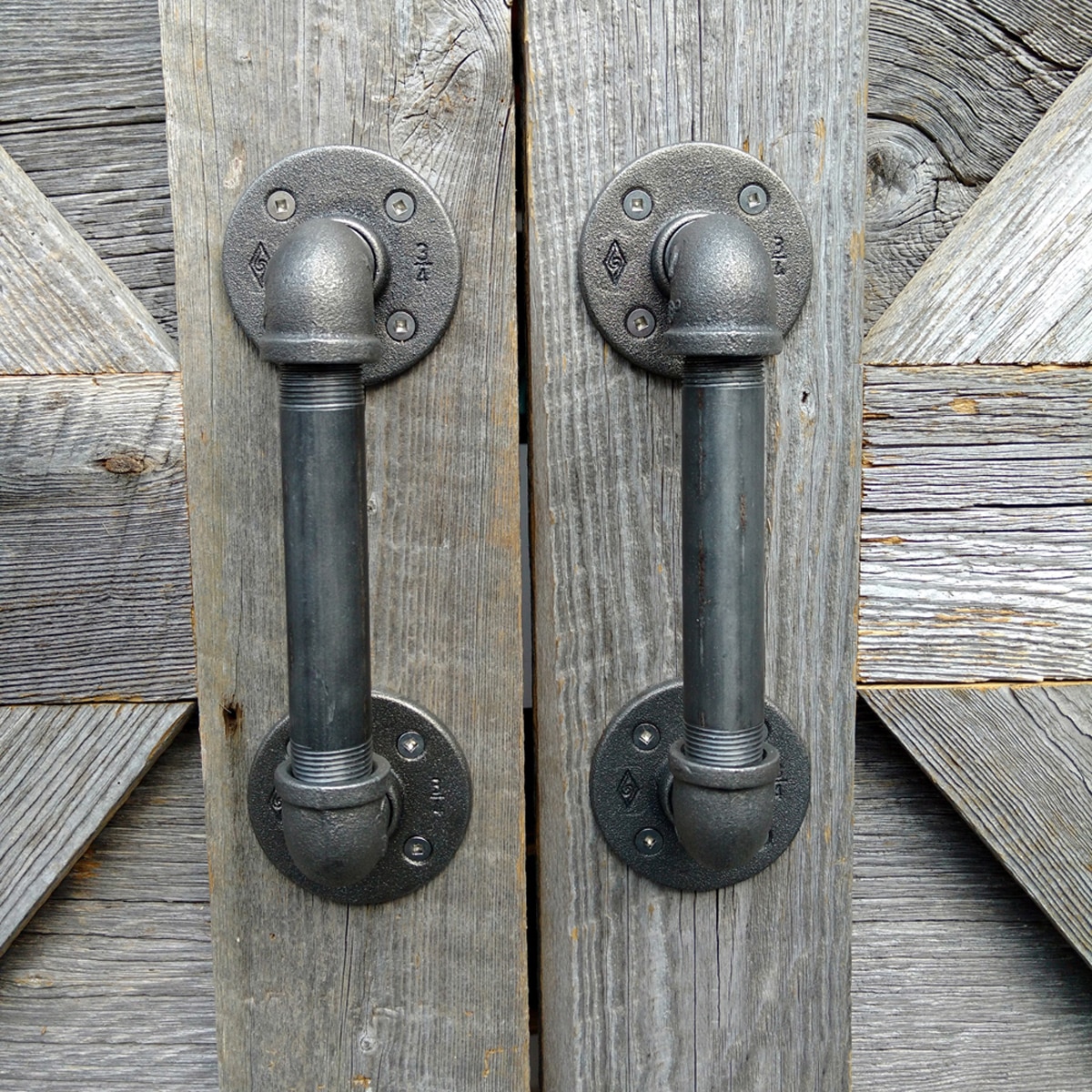 door handles made of water pipes