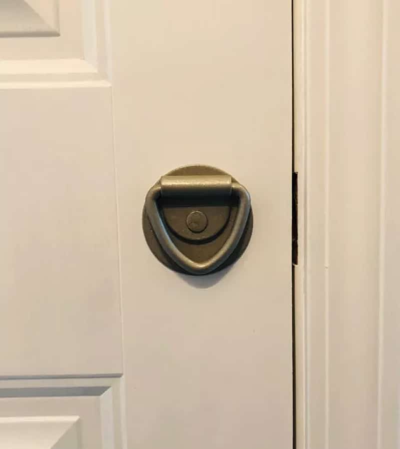 simple door handle in bronze color
