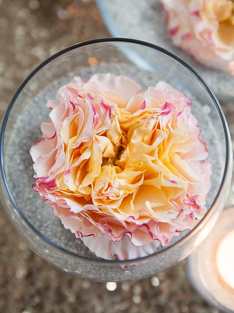 flower and sand centerpieces