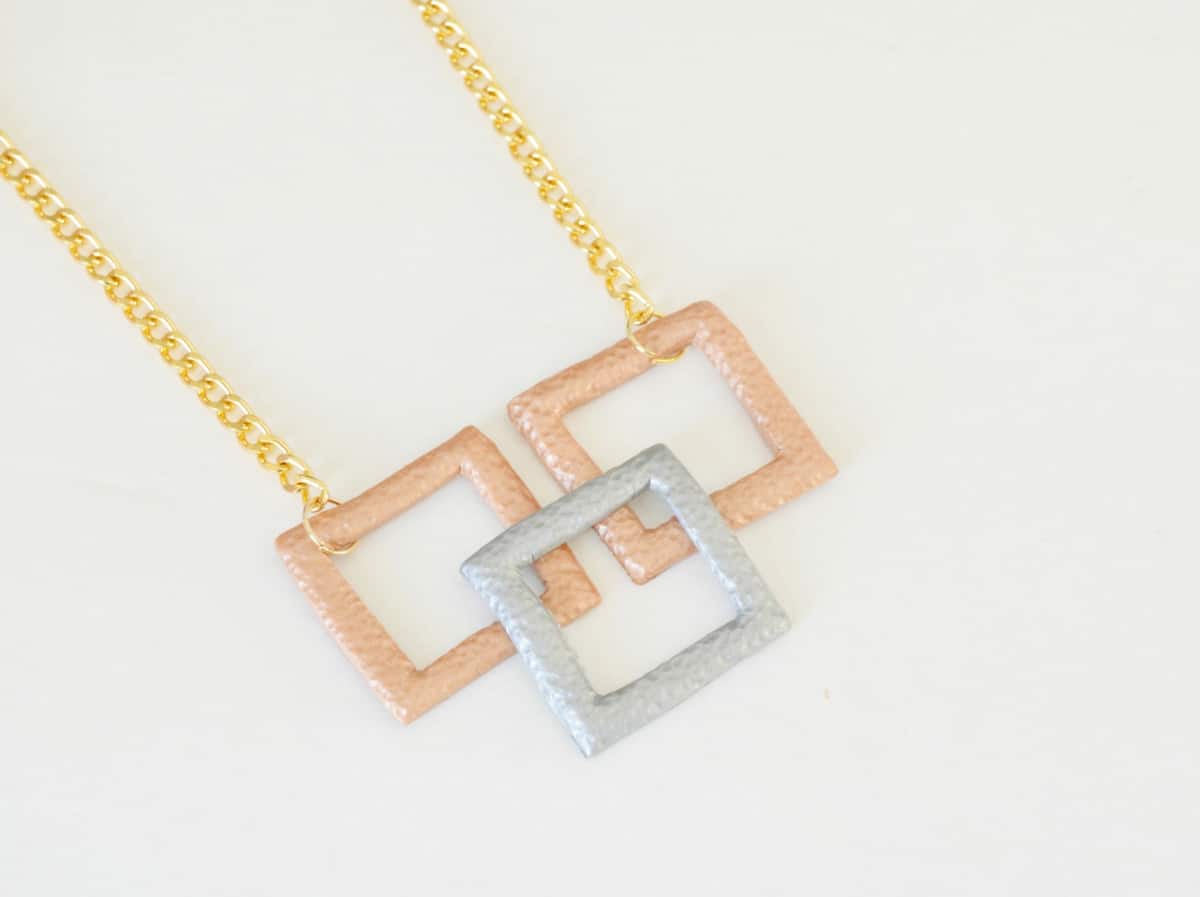 geometric necklace brown