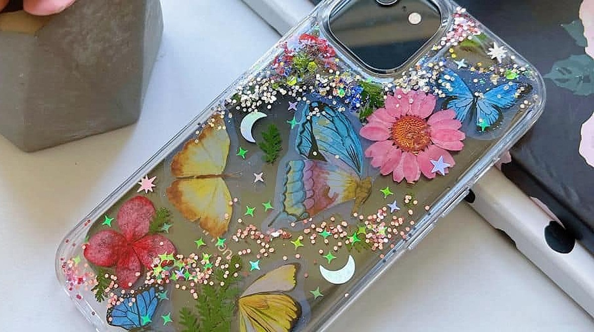 resin phone case shaped like flowers and butterflies