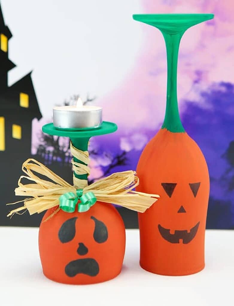 50 DIY Wine Bottle and Wine Glass Crafts - DIY & Crafts