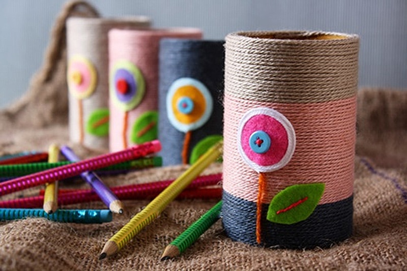 lovely yarn-wrapped pencil holder