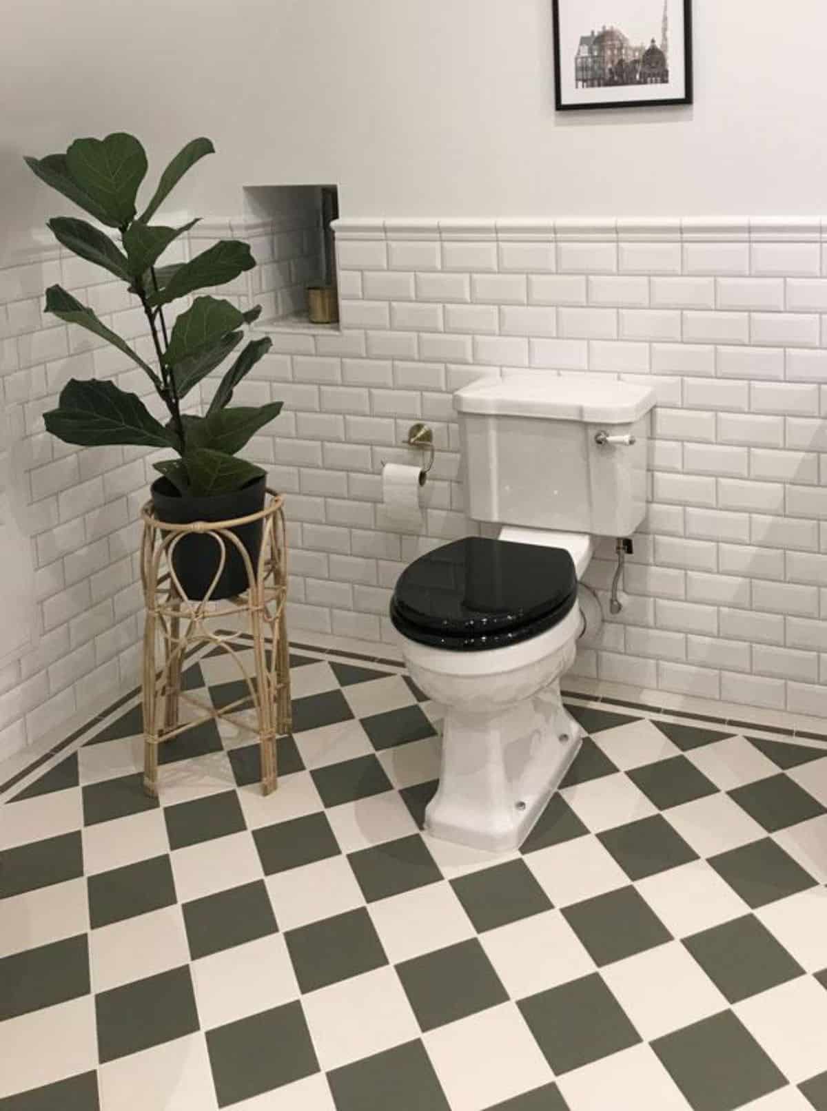 Checkerboard Bathroom