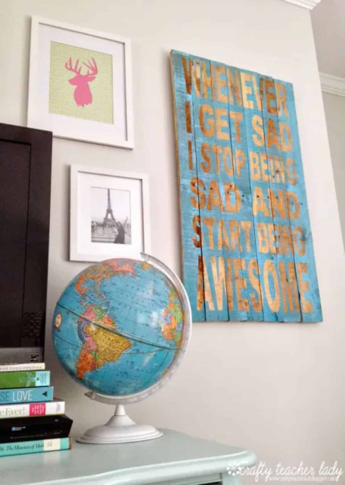 Awesome DIY Pallet Sign