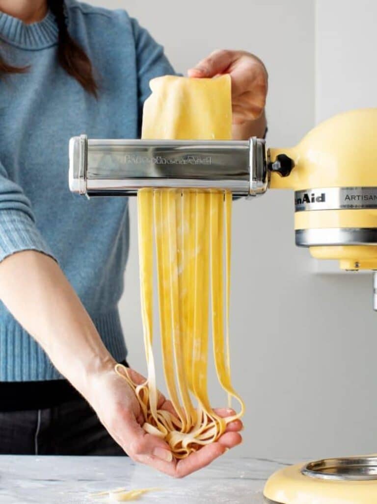 25 DIY Pasta Making Kits, Tools, Gear, & Recipes - DIY & Crafts