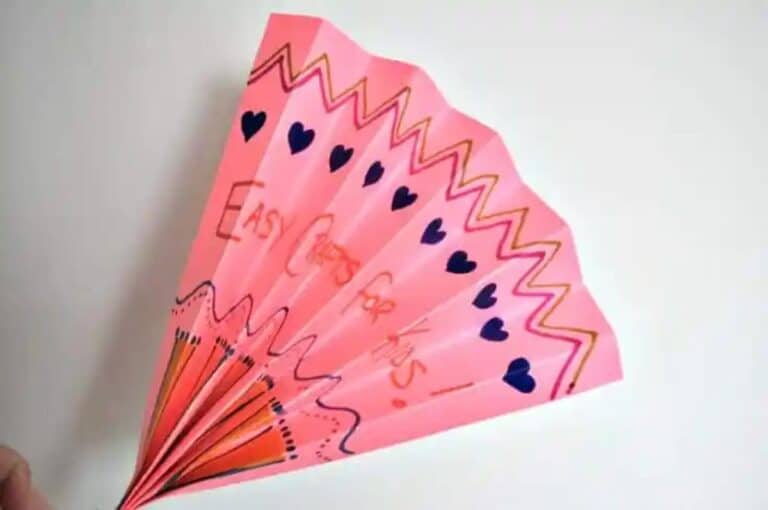 Paper Fsn Shape 24 DIY Paper Fan Ideas and Projects - DIY & Crafts
