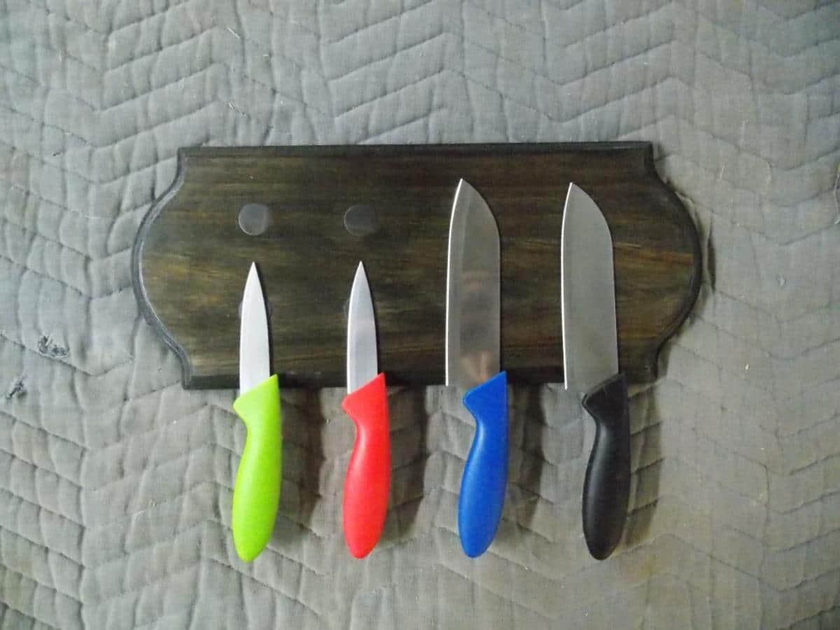DIY Magnetic Knife Rack