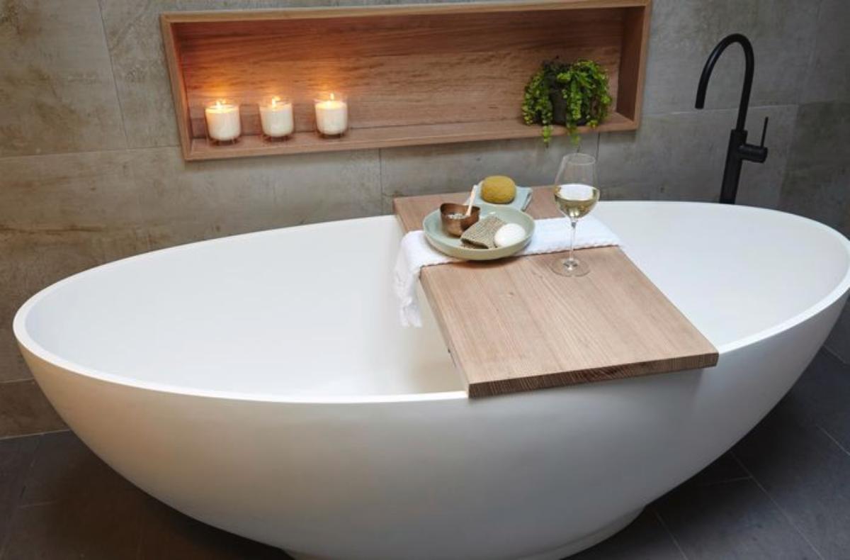 DIY Timber Bath Caddy