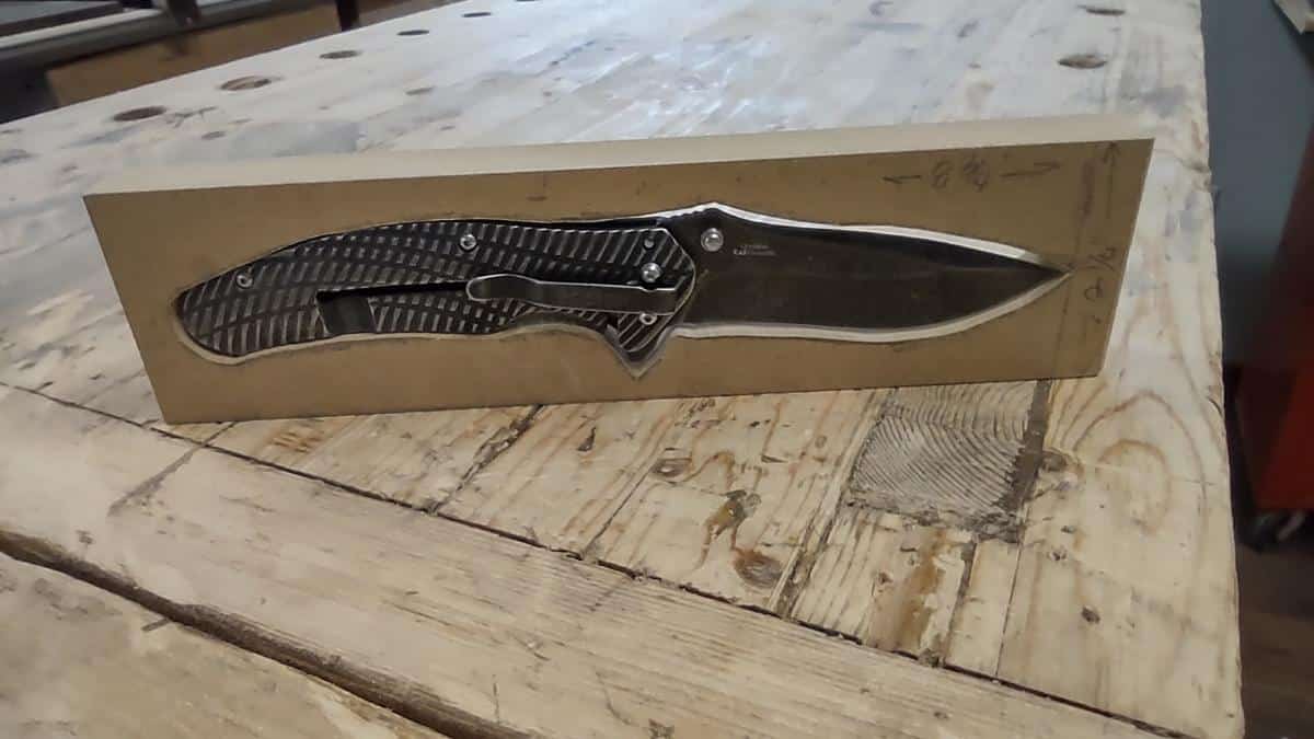 DIY Knife Display Case