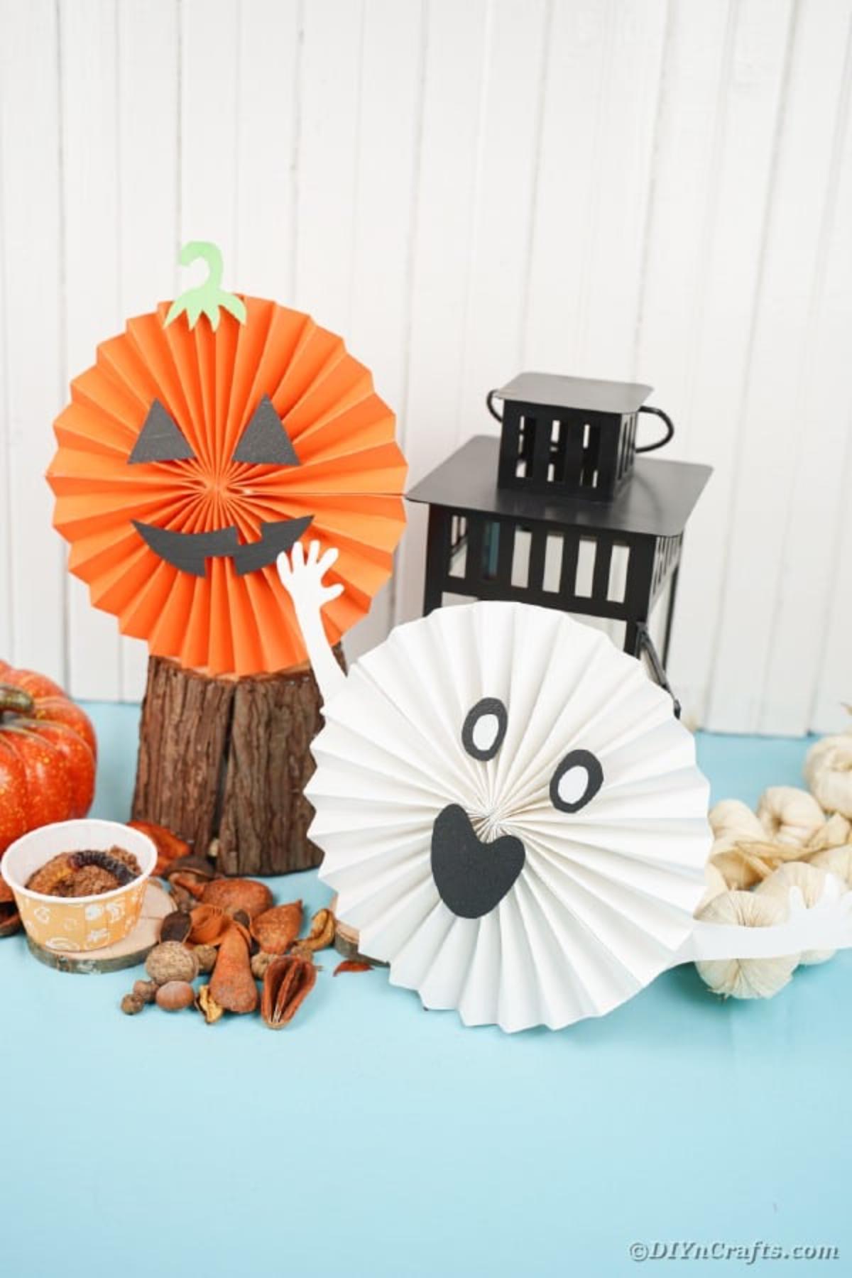Easy Handmade Halloween Paper Fan Decorations