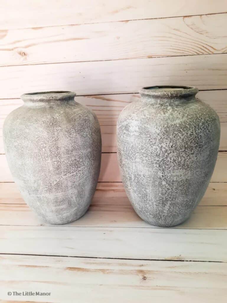 Photo inspiration: Fresh Look at 23 DIY Concrete Vases And Planter Ideas