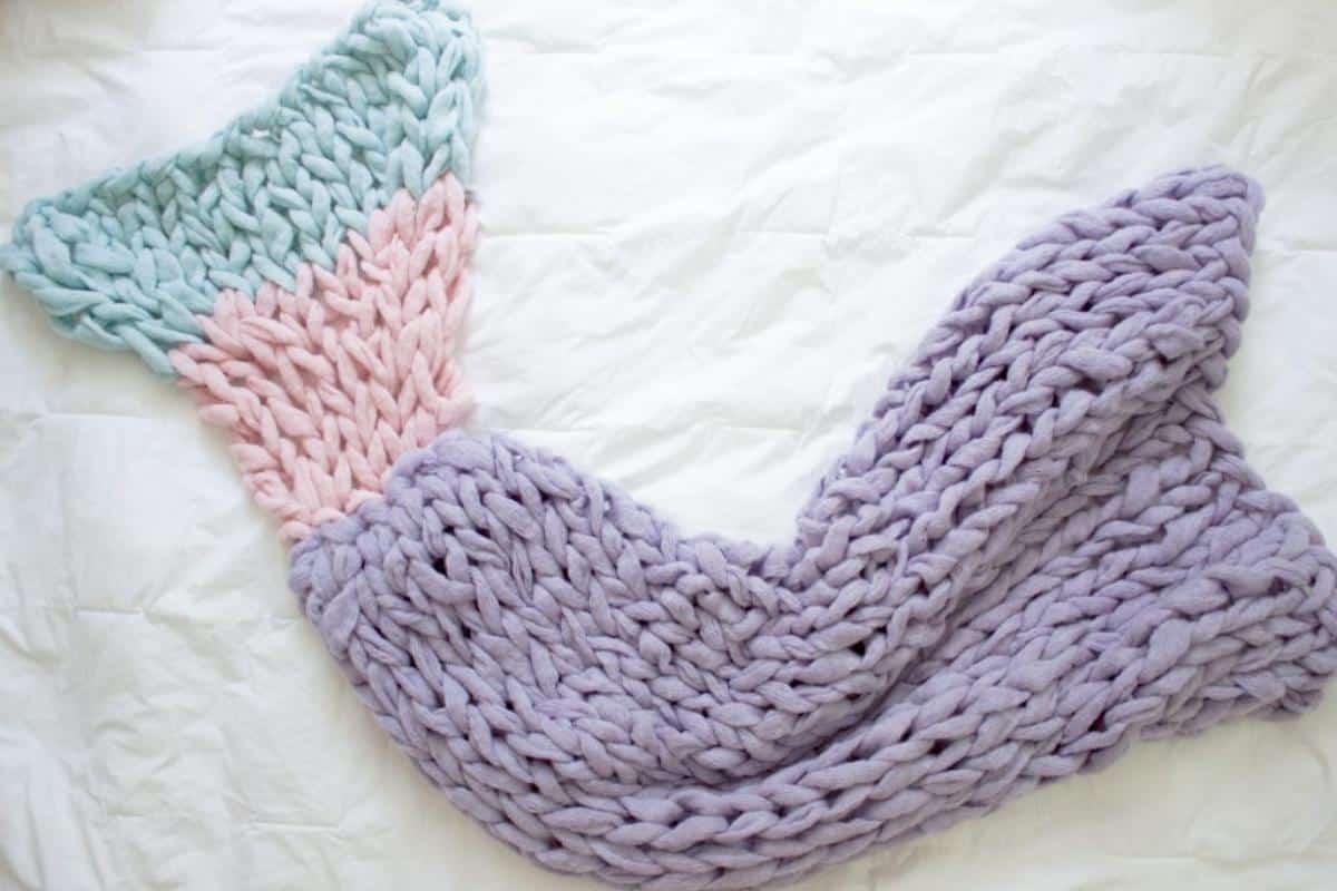 Arm Knit Mermaid Blanket