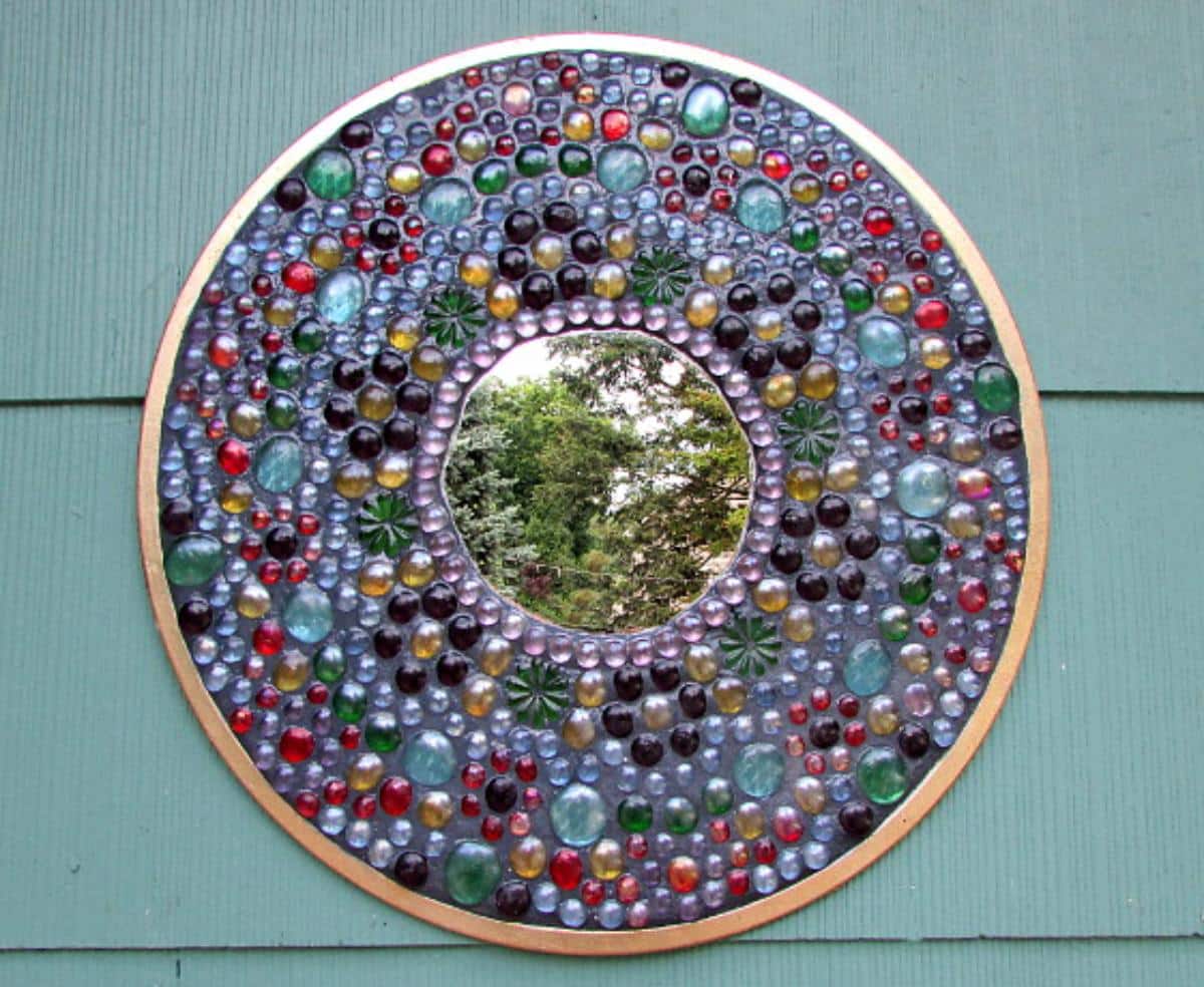 DIY Outdoor Mosaic Art